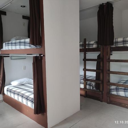 The All Inclusive Hostel - Food, Drinks And Transportation To The Beach And Cenotes トゥルム 部屋 写真